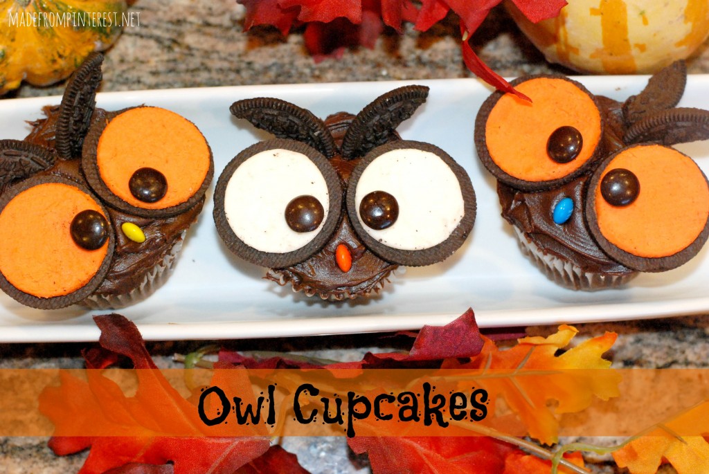 Perfect for cooking with your kids or to bring to a class party! madefrompinterest.net #cupcakes #halloween