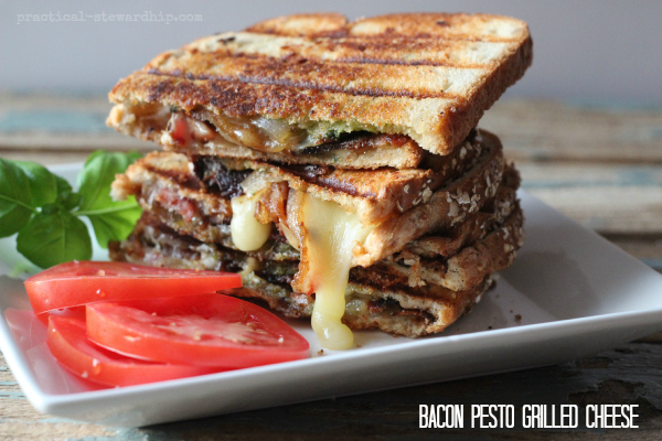 Bacon-Pesto-Grilled-Cheese
